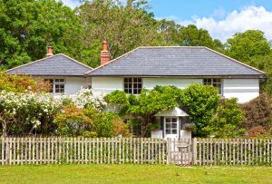 cottage house-908459_1280