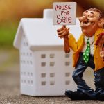 real-estate-agents-1180176_640